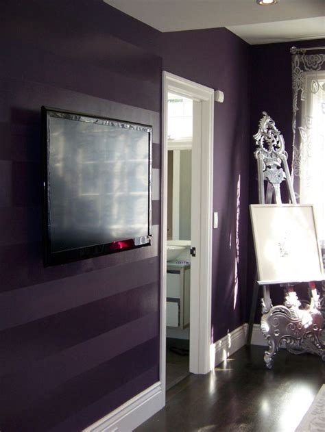 15 stunning black, white and purple bedrooms | home design. Gorgeous Striped Wallpaper for Any Room - 22 pics ...