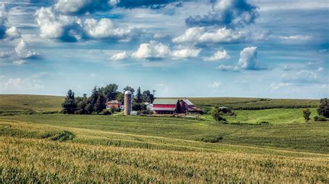 Hd Wallpaper Iowa Farm Barn Sky Clouds Landscape Agriculture Corn Iowa Farms
