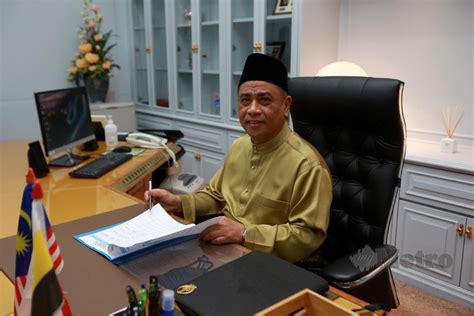 Sejak beberapa minggu lalu, dato' saarani mohamad telah beberapa kali dilaporkan. Pelantikan Exco PAS bergantung perkenan Sultan Perak ...