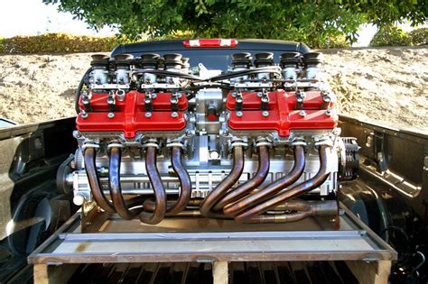 V16 Engine