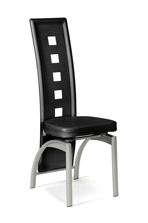 Chaise de salle à manger dans un intérieur de style industriel. Chaise Eve Noir