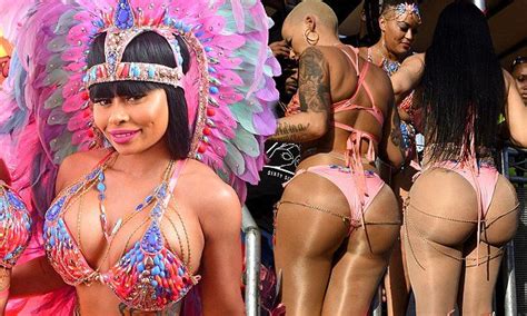 Blac Chyna And Amber Rose Show Off Their Voluptuous Curves In Trinidad Amber Rose Blac Chyna