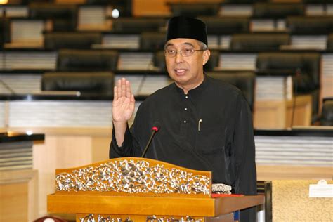 Saya mengambil perhatian setiap aduan yang dikongsikan. YB Senator Datuk Seri Panglima Dr.Mohd Salleh Tun Said ...