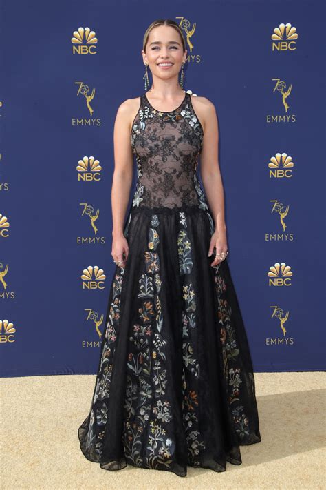 Fashion Hits And Misses From The Primetime Emmy Awards Gallery Wonderwall Com