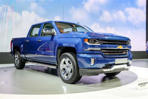 Inside The New Chevy Truck Lineup Checkin