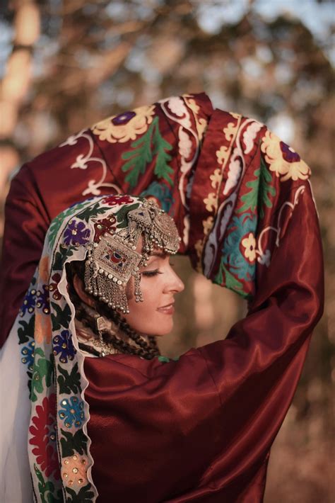 Dancer in Tajik Dress | Smithsonian Photo Contest | Smithsonian Magazine