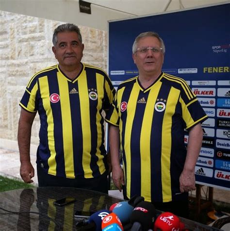 Fenerbahçe forma en ucuz fiyat avantajı ve i̇ndirim seçenekleriyle cimride. Fenerbahçe 2014 Formaları - 2014-2015 Sezonu Fenerbahçe ...