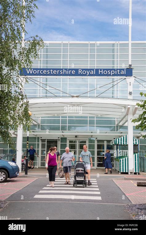 Worcester Hospital Hi Res Stock Photography And Images Alamy