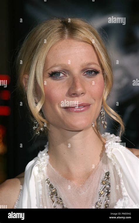 Sky Captain And The World Of Tomorrow Premiere 9 14 2004 Gwyneth