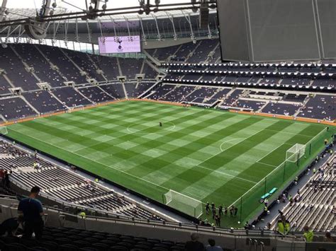 The new tottenham hotspur stadium on march 25, 2019 in london, united kingdom. Tottenham Hotspur Stadium, vak 521, rij 18, stoel 671 ...