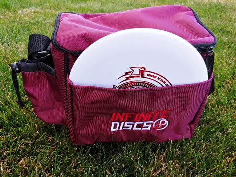 As you do, continue rotating your body so that your back is turning towards the basket in front of you. What you Need to Play - Frisbee Golf Discs