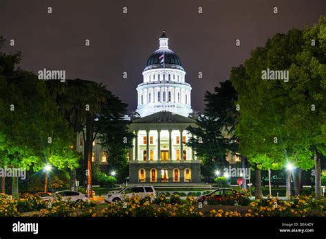 California State Capitol Building In Sacramento Stock Photo Alamy