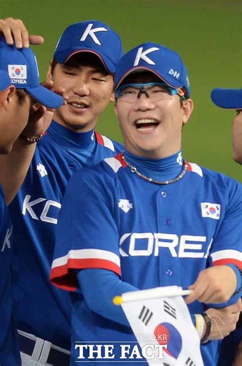 Kim bora daily fashion #mlbcap #mule. KIA 양현종, 김광현에 이은 MLB 진출 성사될까? - 야구 > 기사 - 더팩트