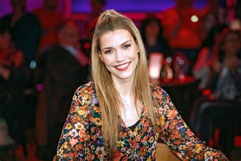 rtl moderatorin annett möller entblößt foto sorgt für gesprächsstoff derwesten de