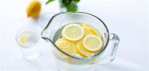 6 Benefits Of Drinking Lime Water Before Bed