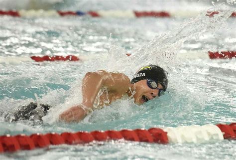 Boys Swimming Greenwich Fairfield Prep Among The Contenders For State