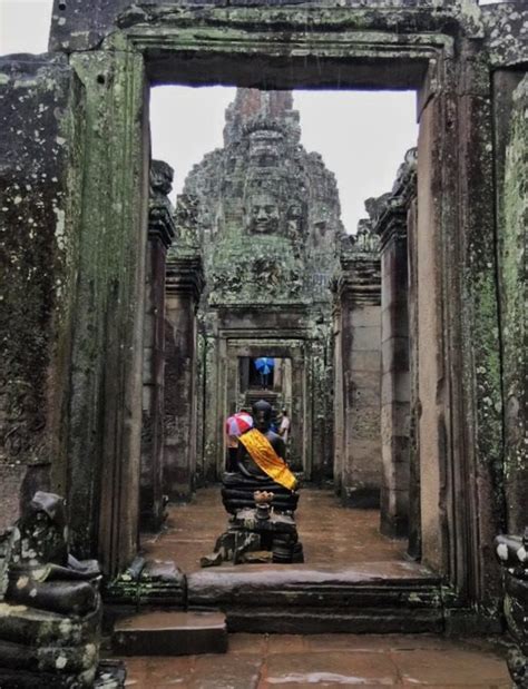Guide For Visiting Bayon Temple In Angkor Wat Solopassport