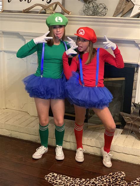 Mario And Luigi Halloween Diy Costume Mario And Luigi Halloween