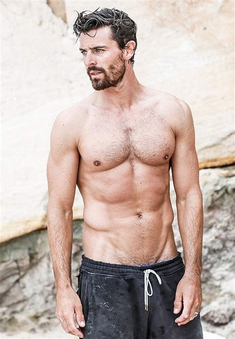 Pin By Nick Serof On Male Physique Handsome Bearded Men Shirtless