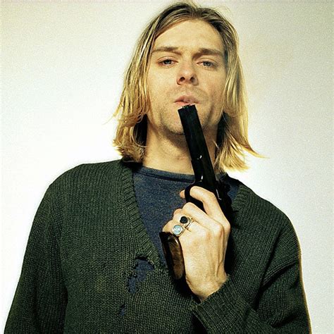 Kurt and his family lived in hoquiam for the first few months of his life then later moved back to aberdeen, where he had a happy childhood until his parents divorced. Why Kurt Cobain Conspiracy Theories Won't Die - Vocativ