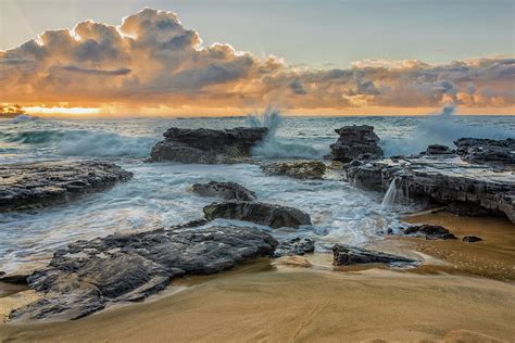 Sandy Beach Sunrise 12 Oahu Hawaii Photograph By Brian Harig