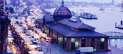 Pauli direkt an der elbe ist eine der touristischen hauptattraktionen der hansestadt. Fischmarkt - Unser Altona