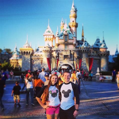 Disneyland Couple 🏰👑 Disneyland Couples Disneyland Honeymoon