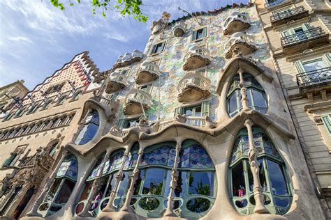 Antoni Gaudi Biographie Courte De Larchitecte De La Sagrada Familia