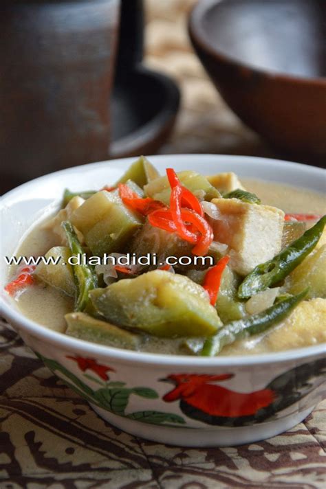 July 28 at 9:57 pm ·. Sambel Tomat Ikan Pindang & Lodeh Terong | Resep masakan ...