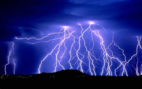 ¿los Rayos Suben Al Cielo El Misterio De Las Tormentas Eléctricas