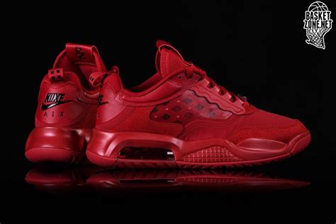 Sign in to check out. NIKE AIR JORDAN MAX 200 TRIPLE RED für €122,50 ...