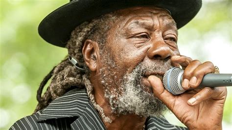 U Roy Pioneering Jamaican Reggae Artist Dies Aged 78 Bbc News