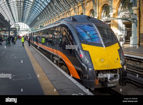 Class 180 High Resolution Stock Photography And Images Alamy