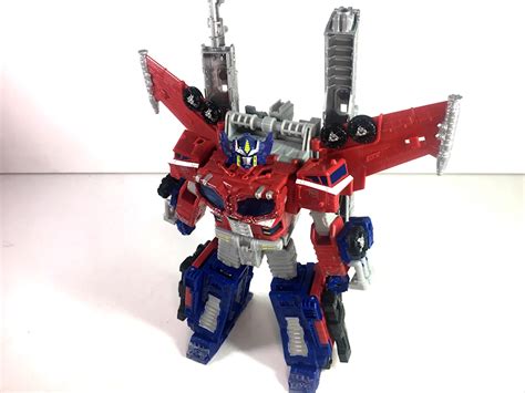 Transformers War For Cybertron Siege Optimus Prime Model Kit Images