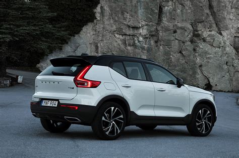 Volvo Xc40 T5 R Design Notre Avis Sur Le Nouveau Xc40 Essence Photo