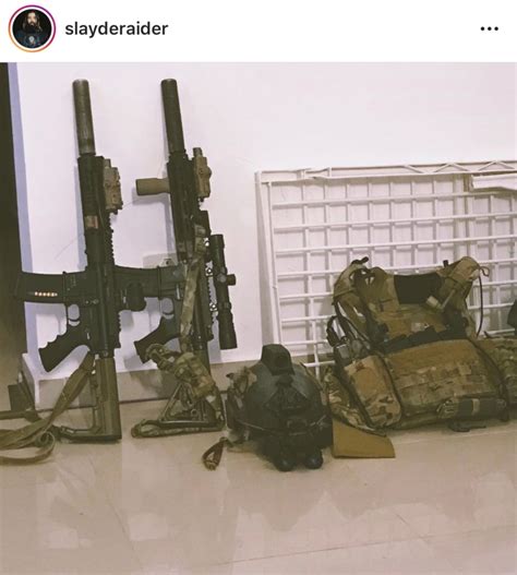 In The Wild What A Modern Devgru Blaster Really Looks Like Part 2