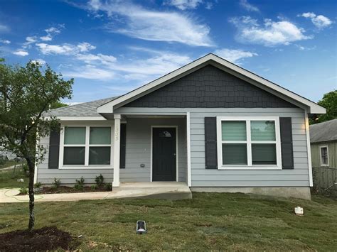 635 Humboldt St, San Antonio, TX 78211 | Trulia