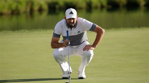 Sergio Garcia Throws And Breaks His Putter At The Bmw Championship