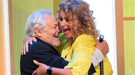 Loose Womens Nadia Sawalha Surprised Live On Air By Her Dad Who Is
