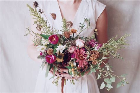Simply lovely arrangements that can be used for your wedding, bridal shower, or bring life to your home. Texas Wedding Florist Garden-Inspired Bouquet | Flower ...