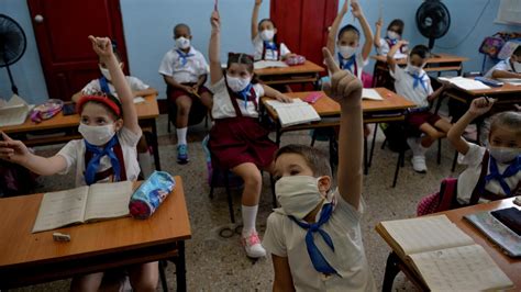 Las Escuelas De La Habana Reabren Tras Siete Meses De Cierre Por Covid