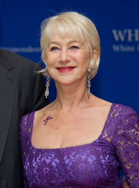Последние твиты от helen mirren archives (@mirrenarchives). Helen Mirren wore a tattoo tribute to Prince at the White ...