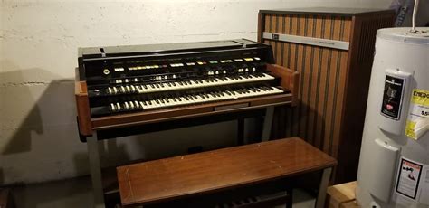 Hammond X77 Electromagnetic Tonewheel Organ Plus Matching Reverb