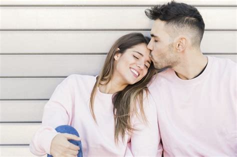 Tagar hubungan toxic, ghosting, dan trik sembuh sakit hati sedang trending belakangan. Berikut Ini 7 Tanda Hubungan yang Sehat, Apakah Hubunganmu ...