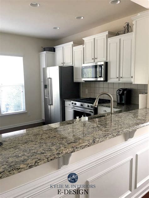 Benjamin Moore Oxford White Painted Oak Cabinets With Speckled Granite