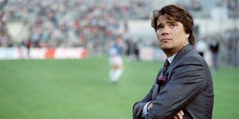 Un ex-proche de Bernard Tapie raconte un "achat d'arbitre ...