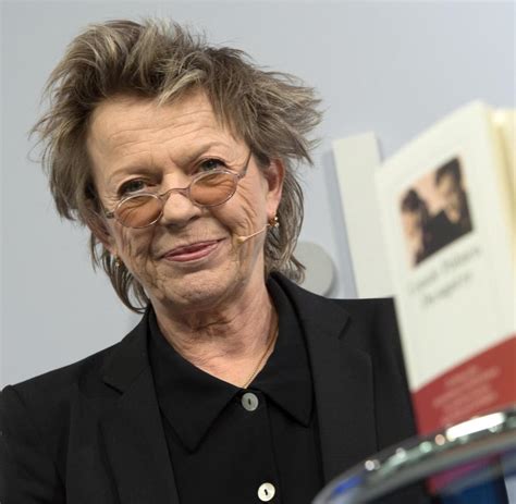 Connie palmen is on facebook. „Du sagst es": Im Connie-Palmen-Roman erzählt Ted Hughes ...