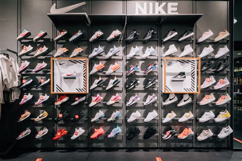 This Is Your First Look At Vancouvers New Foot Locker Power Store