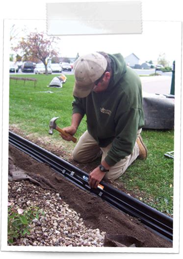 Have you ever wondered how to install a paver patio like the pro's do? Edging Install Basics - Landscape Edging, Lawn Edging & Paver EdgingLandscape Edging, Lawn ...