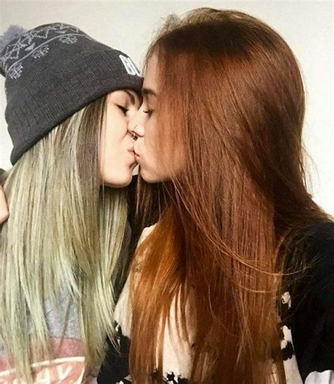 Lesbian Hot Cute Lesbian Couples Lesbians Kissing Lgbt I Kissed A Girl Girls Together